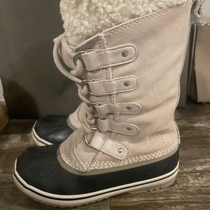 Sorel winter boots, size 6